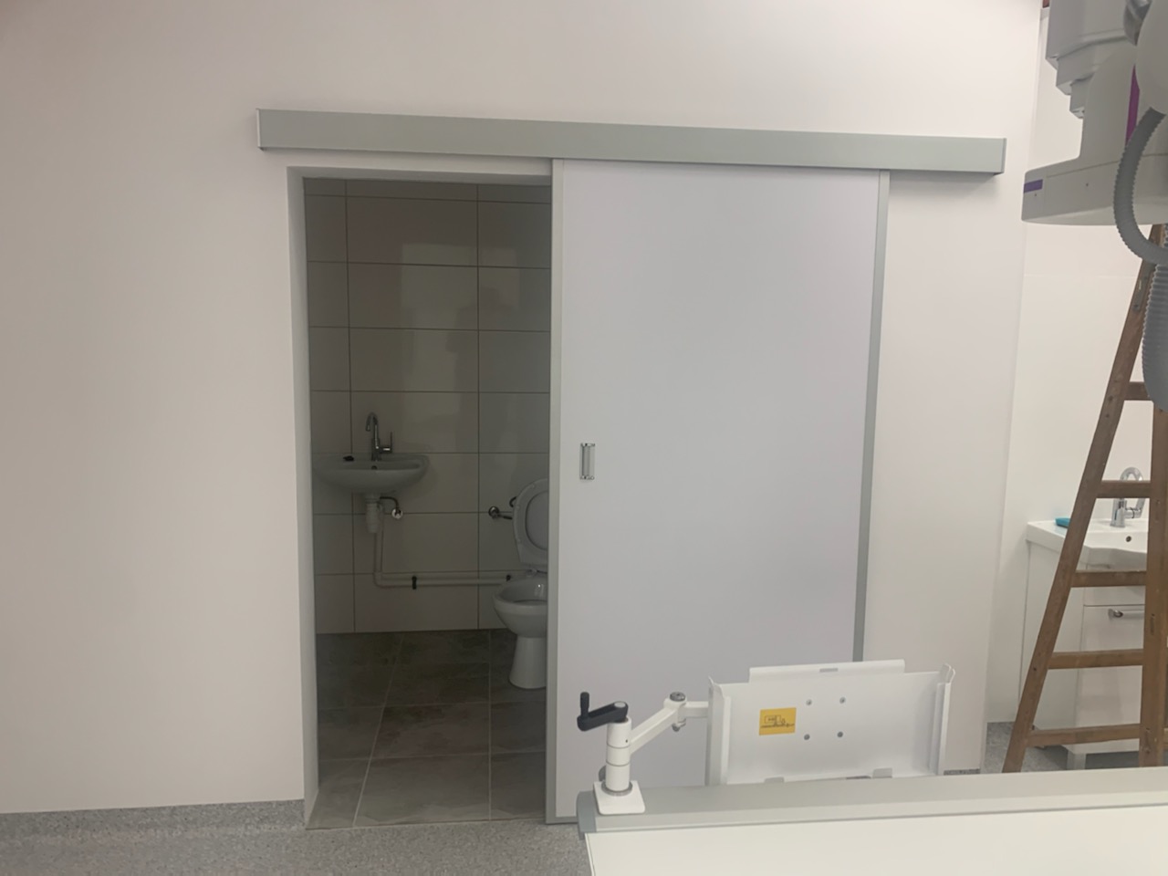 Drzwi RTG przesuwne