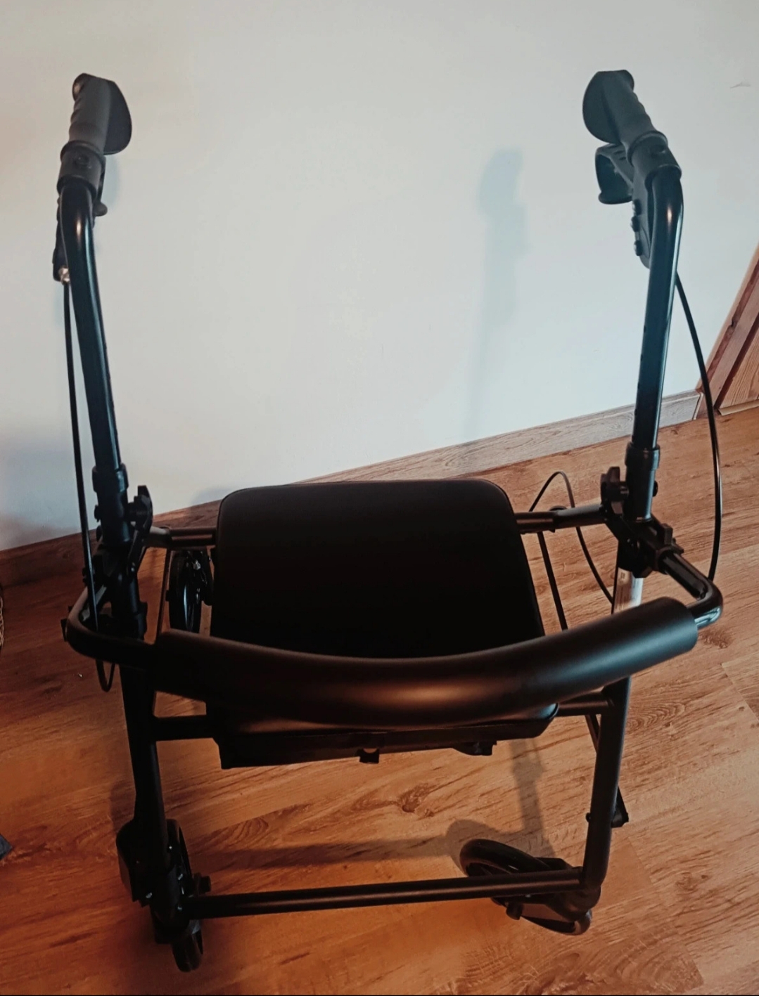 Chodzik rehabilitacyjny – balkonik